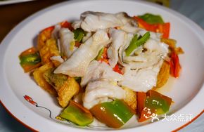 Fruit-Crunch Sea Bass Slices