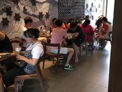 等位区-星巴克臻选(成都宽窄巷子店)