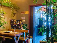 大堂-万记麻辣烫国展总店