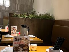 -爱碗亭·鲜炒湖南菜(壹城中心店)