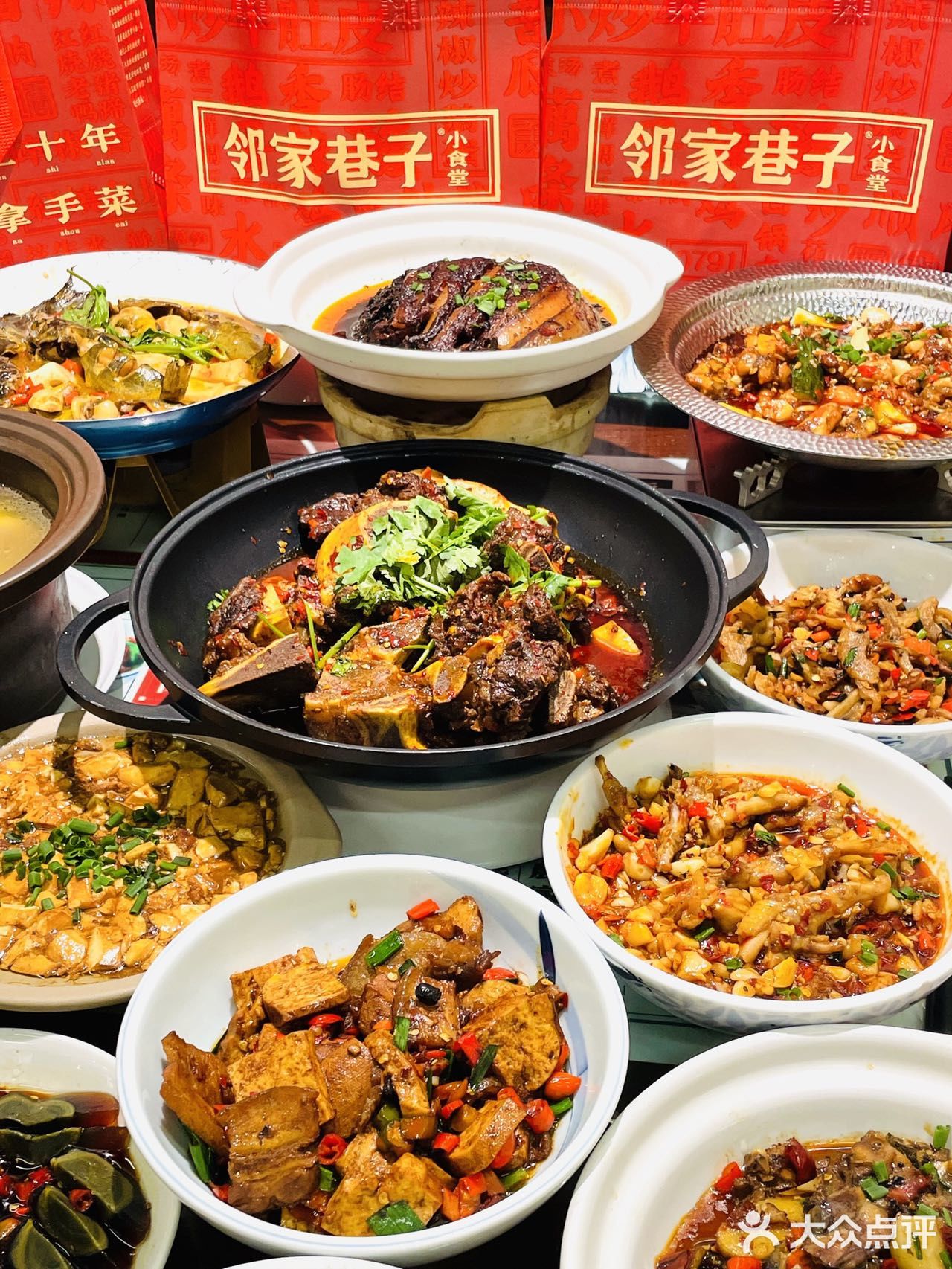 下高铁西站边上这家…江西小炒真便宜好吃！！