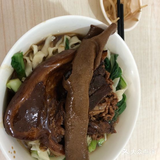 张记大肉手擀面(火车站店)