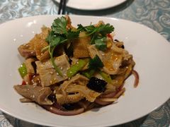 手撕羊肚-巴扎美食·新疆菜·西域歌舞表演餐厅(新疆大厦店)