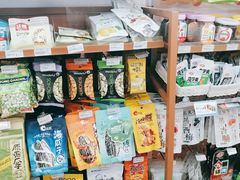 -全家便利店(东直门店)