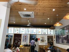 -老前童小吃(北明程路店)