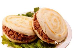 Cold Noodles with Baiji Mantou