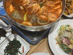 -青瓦餐厅·生鱼片·韩园烤肉(西塔店)