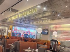 -黄记煌三汁焖锅(新佳丽江汉路店)