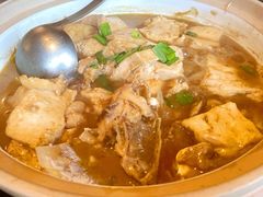 豆腐焖鱼头-芳草地度假酒店·野炉中餐厅