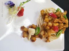 -老乡村美食农庄