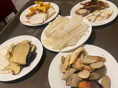 -天宜隆蘑菇宴火锅(石景山旗舰店)