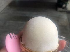 -蜜蜂小象·榴莲千层蛋糕(时代汇11栋店)
