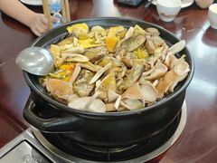 -菌之家·专业纯野生菌火锅·特色炒菌