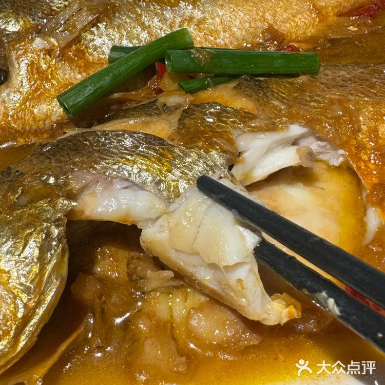 周末来吃这家小馆，生活巴适