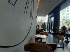 -星巴克臻选(上海长风大悦城店)