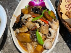 -前海沿·青岛菜(李沧万达店)