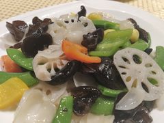 -巴扎美食·新疆菜·西域歌舞表演餐厅(新疆大厦店)