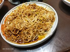 -峨嵋小镇·川菜(勒泰中心店)