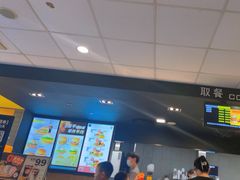 -麦当劳(欧亚大观商都店)