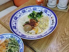 -陕味食族油泼面·小炒盖码面(双榆树店)