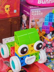 -玩动奇季品牌玩具超市
