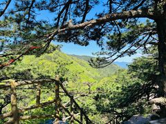 -罗田薄刀峰风景区