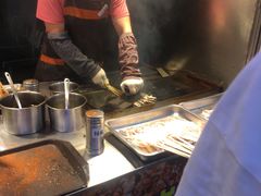 -海口骑楼小吃街