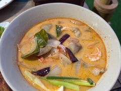 -Kat's Kitchen
