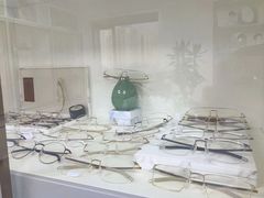 -潘多拉眼镜·蔡司依视路明月(潘家园店)