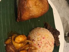 大鸡腿椰浆饭-Madam Kwan's(Mid Valley Megamall)