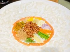 三文鱼鱼生捞起-猪肉婆私房菜(容桂总店)