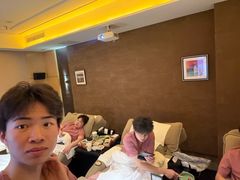 -金色印象·4K影院式足体养生(南滨印象店)