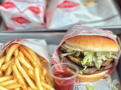-FATBURGER 特富客汉堡(外交公寓店)