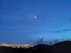 -鬼笑石后山停车场