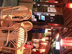 -野山舂·贵州现舂酸汤火锅(鸿通城店)