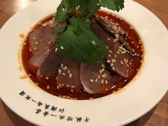 -临界音乐酒馆·小龙虾·江湖菜(华熙LIVE·鱼洞店)