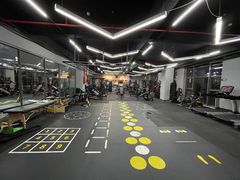 -豪思成DK健身私教连锁(凯乐国际店)