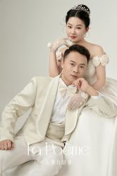 -乐派诗婚纱摄影