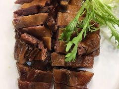 酱鸭-干老四雅鱼饭店(滨江西路店)