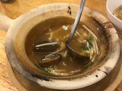 -J Daeng Seafood