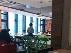 -豪客来牛排(重庆三峡广场步行街1704店)