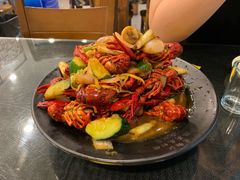 -老鄞江清水龙虾•赵赵家(江北店)