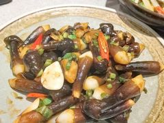 炒小黑鸡枞-半山腰·云南菜(侨福芳草地店)