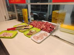 -养牛邓·潮汕牛肉海鲜自助火锅(广州店)