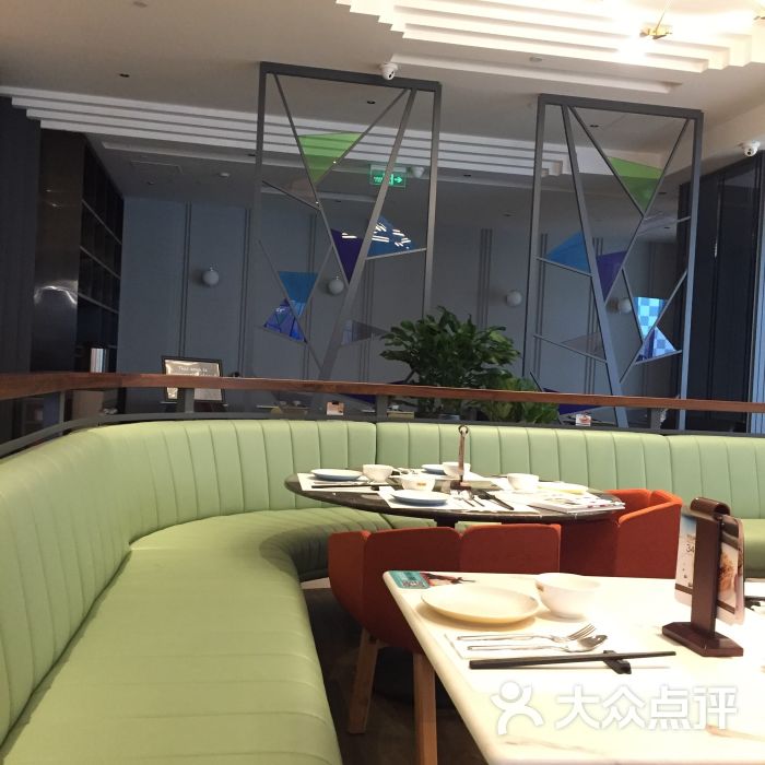 港丽餐厅(高德置地店)-大堂图片-广州美食-大众点评网