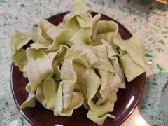 菠菜蝴蝶面-鸿姐老火锅(疁城新天地店)