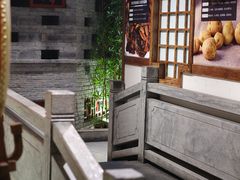 -川流不息·地道川菜·小龙虾(新松江路店)