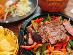 -Pistolera Mexican Cantina女枪手墨西哥餐厅(碧云路店)