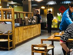 -锅来乐地锅鸡(安亭店)