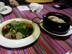 -香巴拉云南餐厅(华莱坞店)